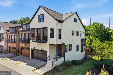 648 Landler Ter, Alpharetta, GA 30009