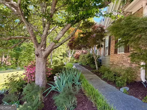 410 Santa Ana Ct, Powder Springs, GA 30127