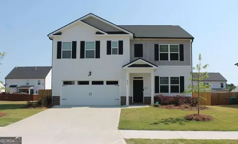 553 Daurian Rd, Statham, GA 30666