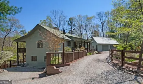 86 Armor Way N, Ellijay, GA 30540