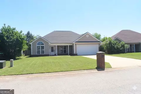 111 Raymond Cir, Warner Robins, GA 31088