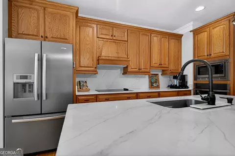 Kitchen - 108 Saint Anthony Dr, Lagrange, GA 30240 photo 6 of 6