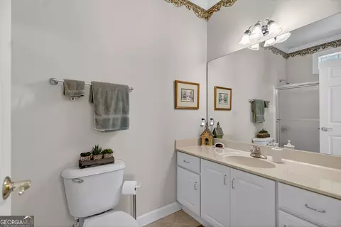 Bath - 108 Saint Anthony Dr, Lagrange, GA 30240 photo 7 of 14