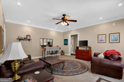 Living - 108 Saint Anthony Dr, Lagrange, GA 30240 photo 7 of 7