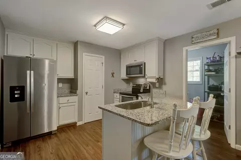 Kitchen - 700 Spring Rd, Concord, GA 30206 photo 6 of 6