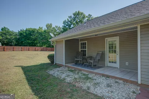 Exterior - 700 Spring Rd, Concord, GA 30206 photo 4 of 6