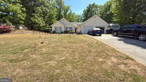 5302 Morgan Manor Dr, Lula, GA 30554