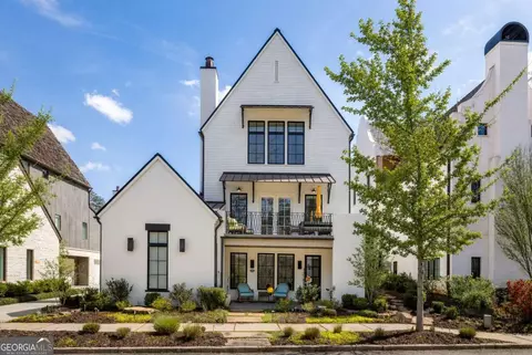 326 Mado Ln, Chattahoochee Hills, GA 30268