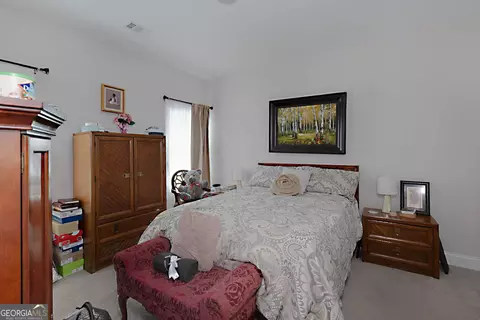 Bedroom - 156 Lake Point Dr, Williamson, GA 30292 photo 4 of 6