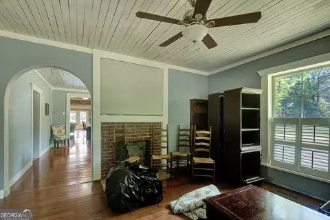 Entry Way - 198 Matbeth Rd, Barnesville, GA 30204 photo 1 of 1