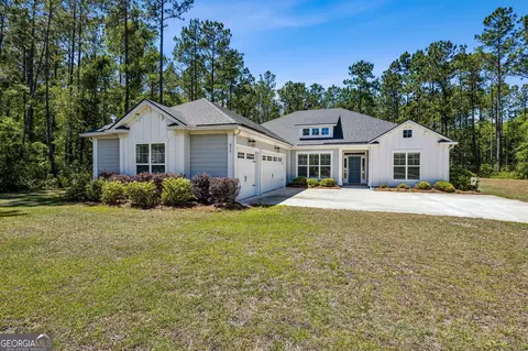 830 Harbour Island Cir, Waverly, GA 31565