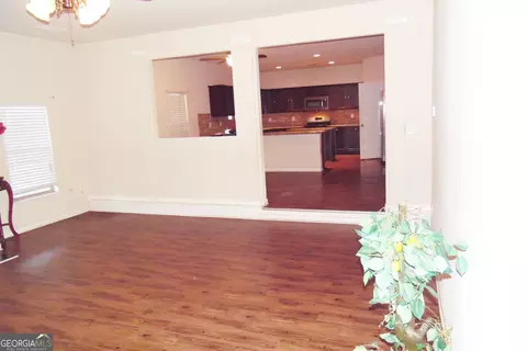 Living - 55 Silver Willow Ct, Covington, GA 30016 photo 6 of 9