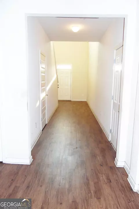 Entry Way - 55 Silver Willow Ct, Covington, GA 30016 photo 11 of 12