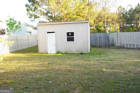 Exterior - 55 Silver Willow Ct, Covington, GA 30016 photo 6 of 6
