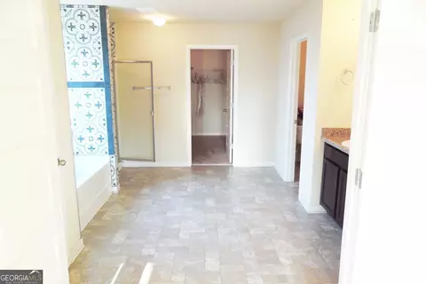 Entry Way - 55 Silver Willow Ct, Covington, GA 30016 photo 3 of 12