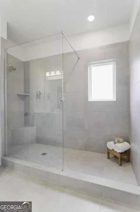 Bath - Undisclosed, Canton, GA 30114 photo 1 of 1