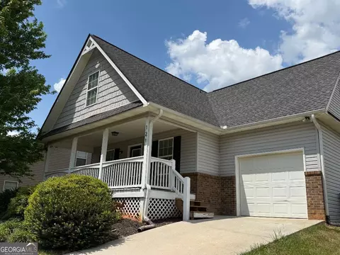 121 Saluda Dr, Demorest, GA 30535