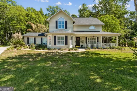107 Bluebell Dr, Kingsland, GA 31548
