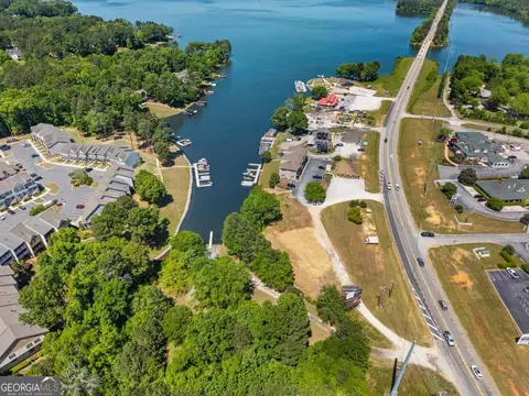 1127 Lake Oconee Pkwy, Eatonton, GA 31024