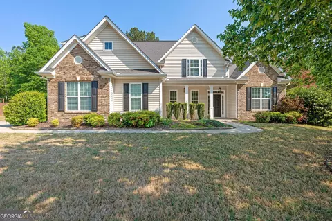 241 Otter Cir, Fayetteville, GA 30215