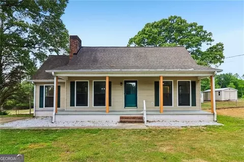 556 Hitchcock Rd, Dallas, GA 30157