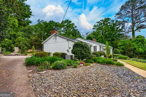 Exterior - 603 Piney Woods Dr, Lagrange, GA 30240 photo 3 of 10