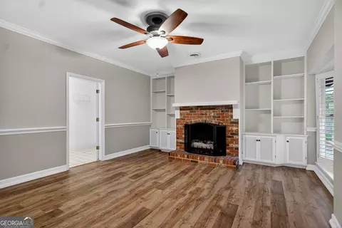 Living - 603 Piney Woods Dr, Lagrange, GA 30240 photo 1 of 5
