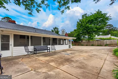 Exterior - 603 Piney Woods Dr, Lagrange, GA 30240 photo 5 of 10