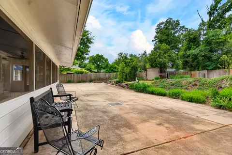 Exterior - 603 Piney Woods Dr, Lagrange, GA 30240 photo 6 of 10