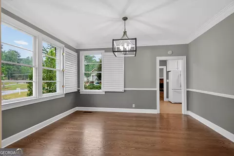 Dining - 603 Piney Woods Dr, Lagrange, GA 30240 photo 2 of 2