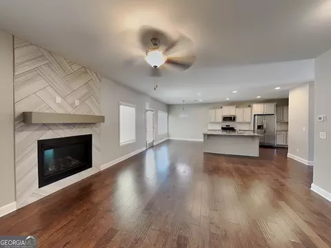 Living - 1921 Cobblefield Cir, Dacula, GA 30019 photo 1 of 5