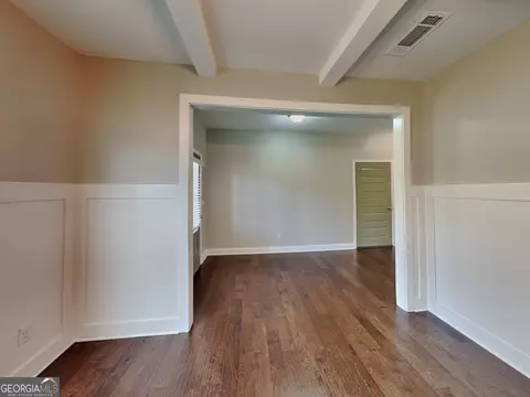 Living - 1921 Cobblefield Cir, Dacula, GA 30019 photo 4 of 5