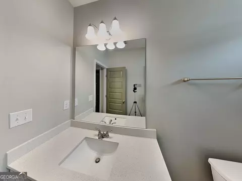 Bath - 1921 Cobblefield Cir, Dacula, GA 30019 photo 8 of 10
