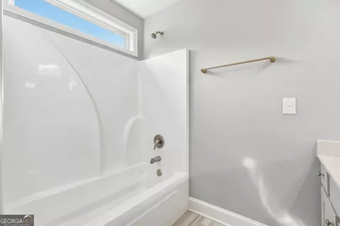 Bath - 1921 Cobblefield Cir, Dacula, GA 30019 photo 10 of 10