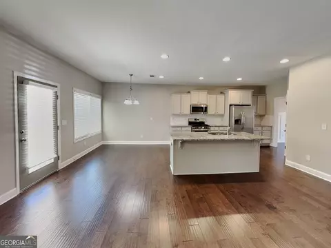 Living - 1921 Cobblefield Cir, Dacula, GA 30019 photo 2 of 5