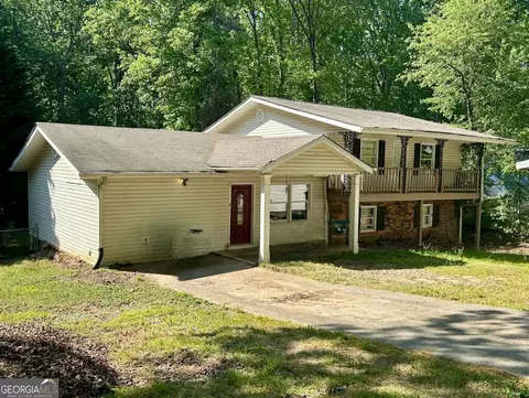 2925 Fran Mar Dr, Gainesville, GA 30506