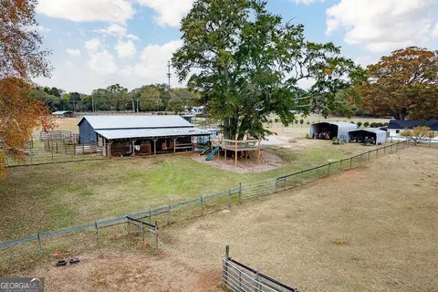 Exterior - 1410 Old Bishop Rd, Bishop, GA 30621 photo 13 of 14