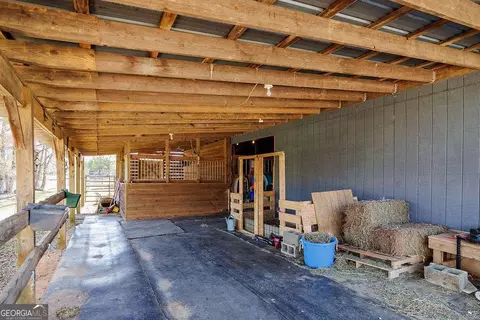 Exterior - 1410 Old Bishop Rd, Bishop, GA 30621 photo 7 of 14