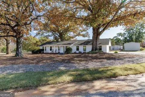 1410 Old Bishop Rd, Bishop, GA 30621