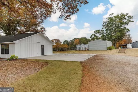 Exterior - 1410 Old Bishop Rd, Bishop, GA 30621 photo 5 of 14