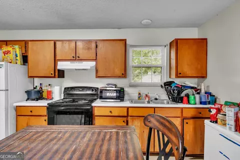Kitchen - 142 Ruby St, Cordele, GA 31015 photo 1 of 1