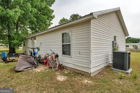 Exterior - 142 Ruby St, Cordele, GA 31015 photo 4 of 4