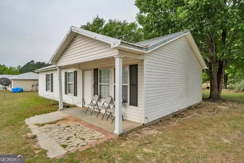 Exterior - 142 Ruby St, Cordele, GA 31015 photo 2 of 4