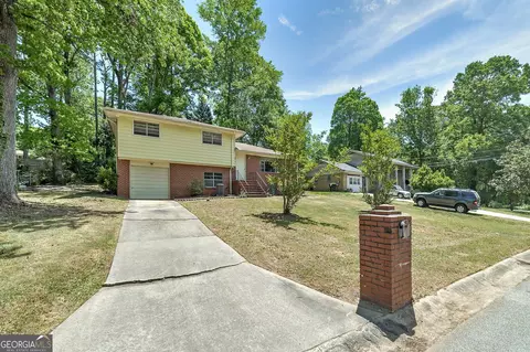 6056 Morrow Cv, Morrow, GA 30260