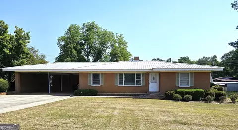 1853 N Hwy 441, Dublin, GA 31021