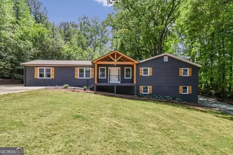 123 Trickum Hills Dr, Woodstock, GA 30188