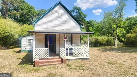 101 Smith Rd, Newnan, GA 30263