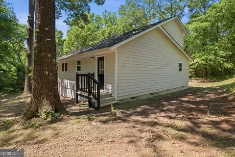Exterior - 45 E Center Rd SE, Rome, GA 30161 photo 3 of 4