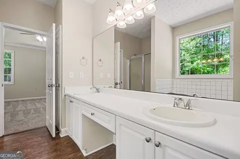 Bath - 110 Mosby Creek Dr, Hampton, GA 30228 photo 2 of 3
