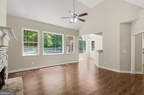 Living - 110 Mosby Creek Dr, Hampton, GA 30228 photo 3 of 4
